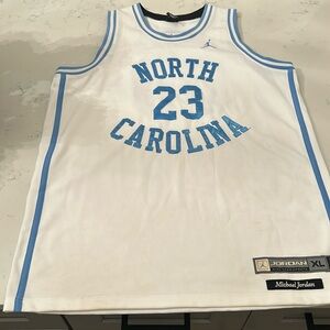 Jordan North Carolina basketball jersey XL